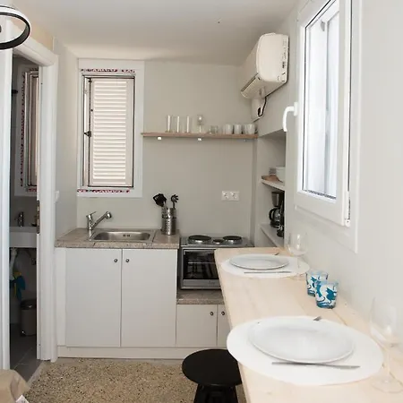 Amazing Maisonette With Roof Garden & Bbq